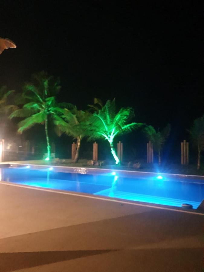 Praia De Itacimirim, Pe Na Areia Kültér fotó